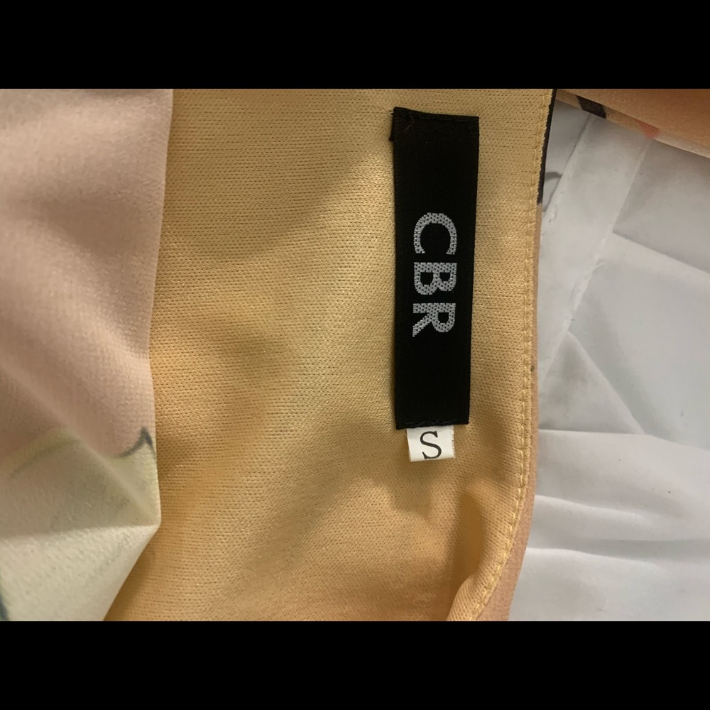 Dress - Picture 4 of 4
